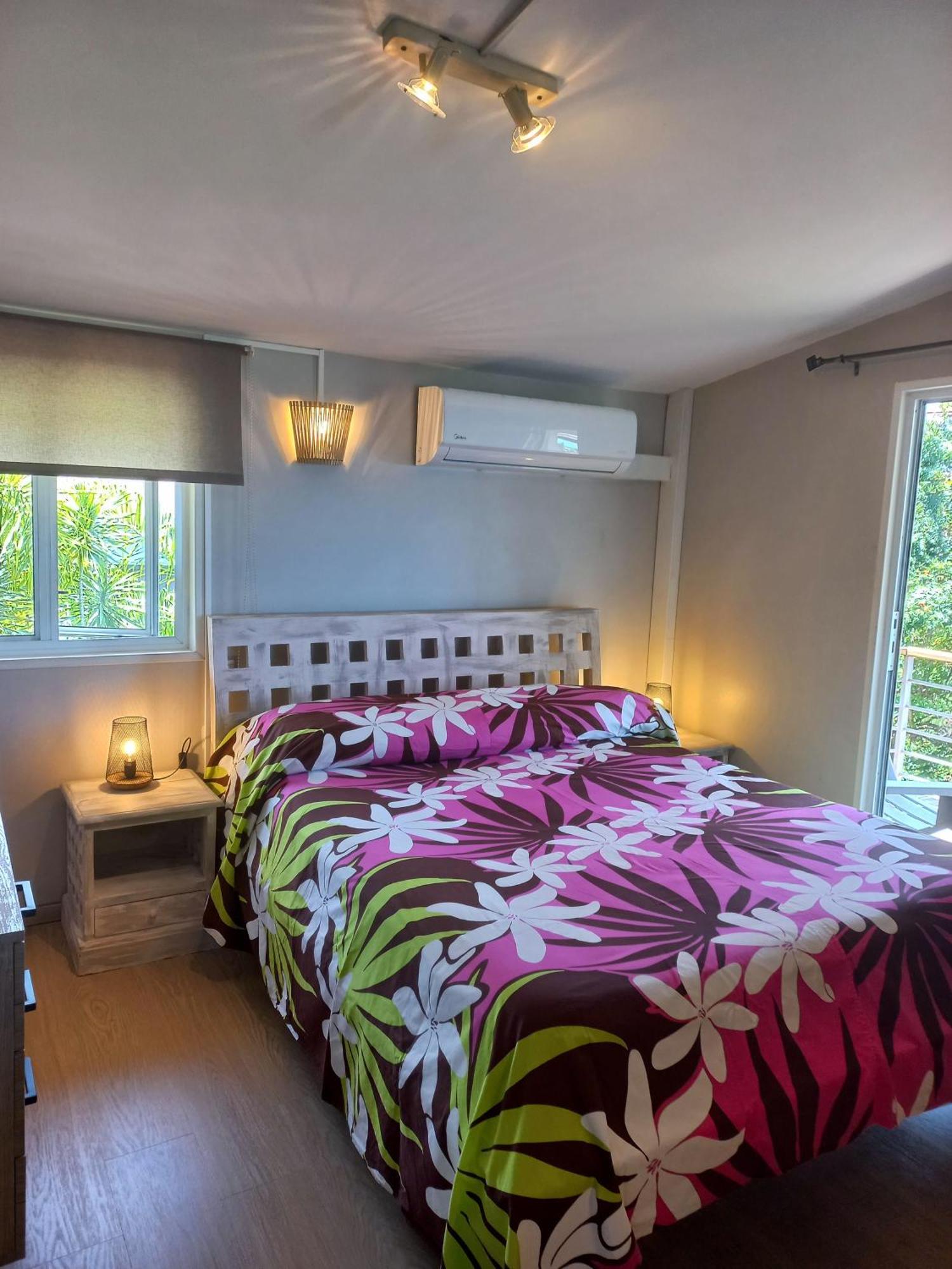 Punaauia  Marina Blue Fabuleux Appartement Vue Lagon מראה חיצוני תמונה